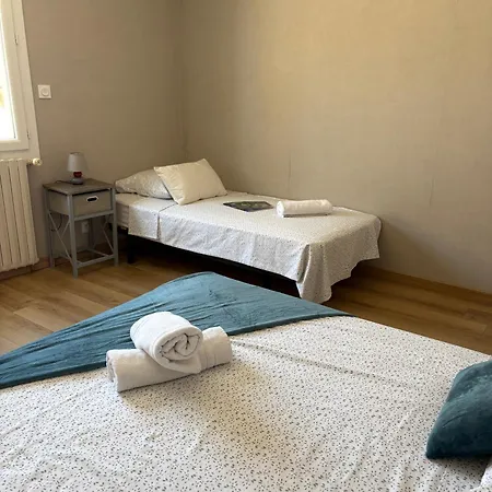 Le Cousich Maison Familiale Au Coeur Du Boupere, A Proximite Du Puy Dufou Apartment Le Boupère