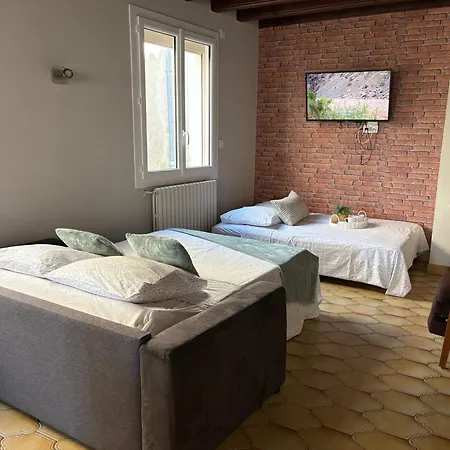 Apartment Le Cousich Maison Familiale Au Coeur Du Boupere, A Proximite Du Puy Dufou Le Boupère