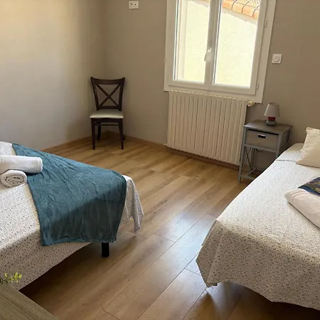 Le Cousich Maison Familiale Au Coeur Du Boupere, A Proximite Du Puy Dufou Le Boupère